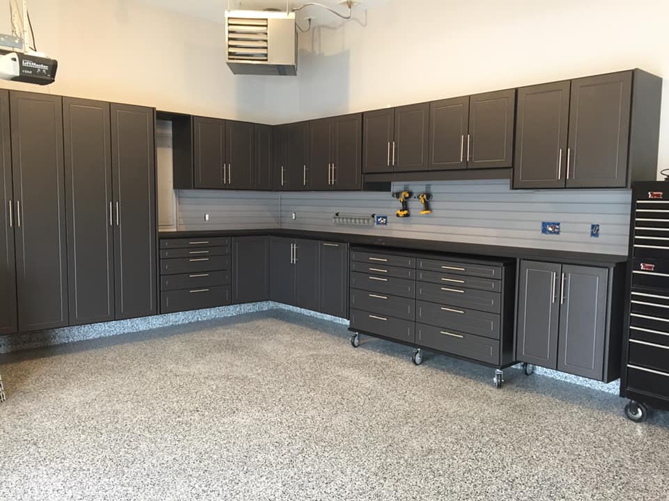 Absolute Garage and Closets